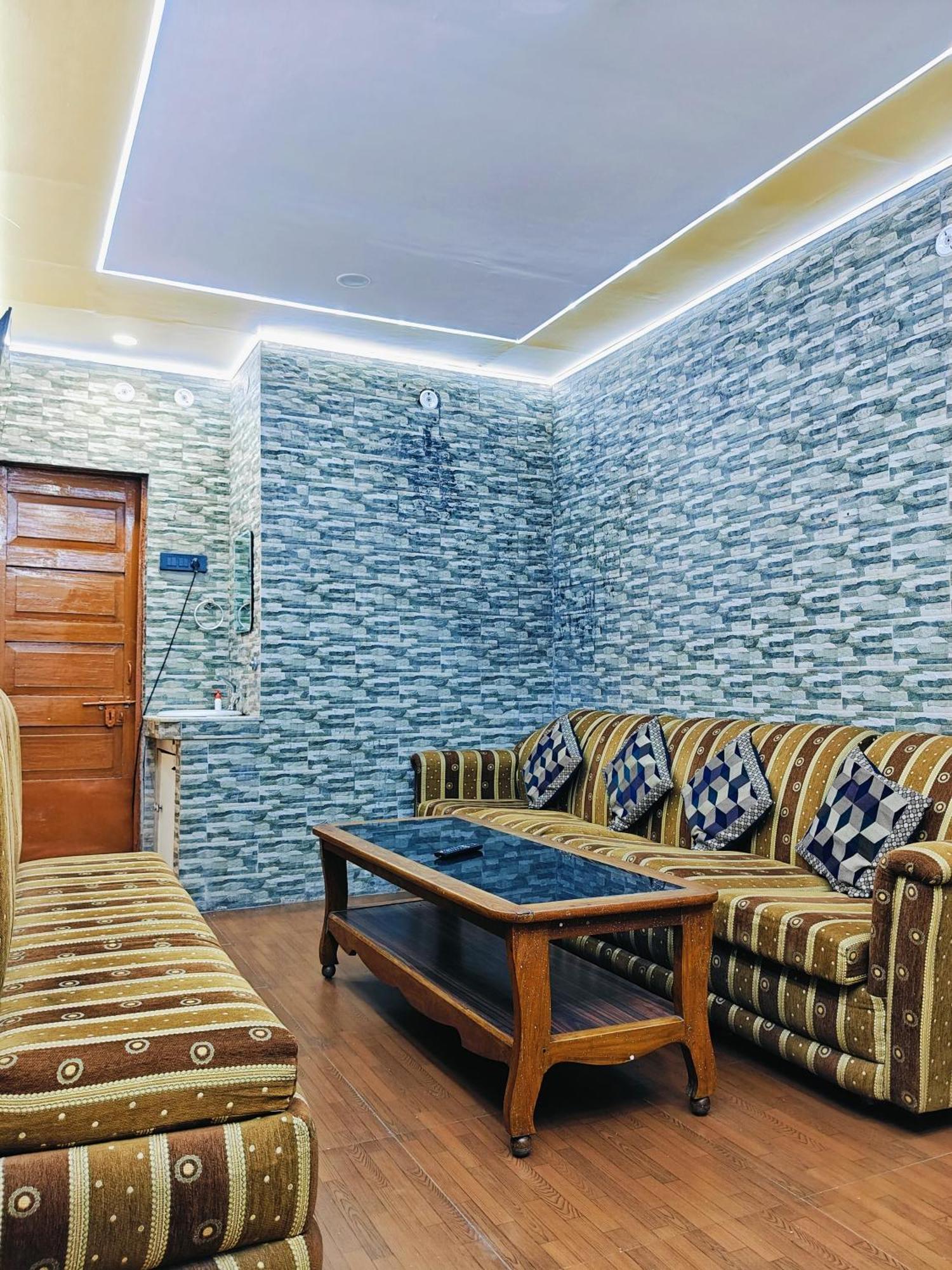 Kiara Home Stays Varanasi Eksteriør billede